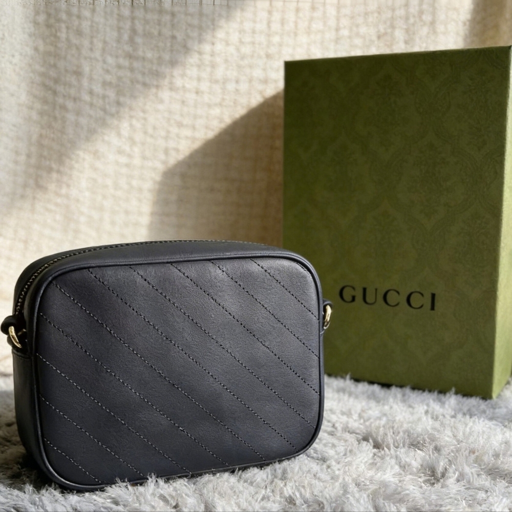 Gucci Blondie Medium Shoulder Bag - Picture 3 of 6